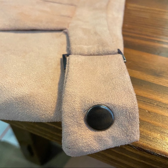 Pink Suade Mini Skirt size 4 - Picture 8 of 10